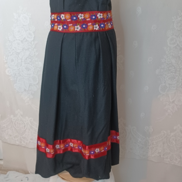 Vintage Handmade Black Red Floral Ribbon Trim Paperbag Waist Midi Folk Skirt L - Picture 8 of 10